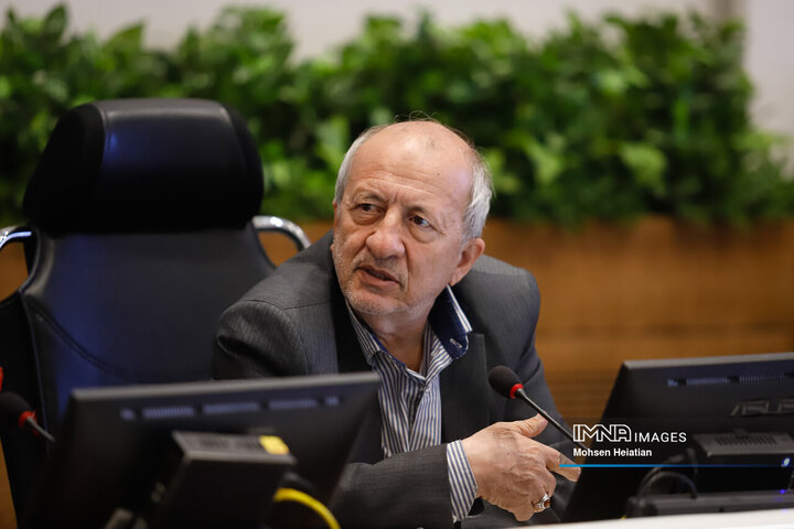 اقدامات مدیریت بحران و پدافند غیرعامل شهرداری اصفهان به رئیس‌جمهور و استاندار گزارش شود