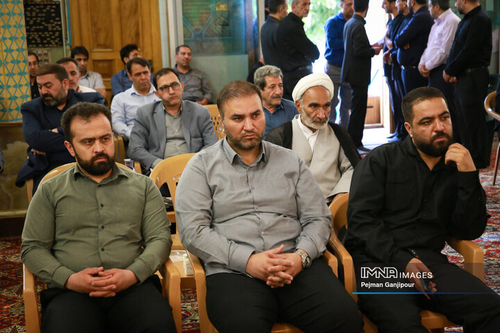 مراسم یادبود شهدای خانواده سازمان حمل‌ونقل بار شهرداری اصفهان