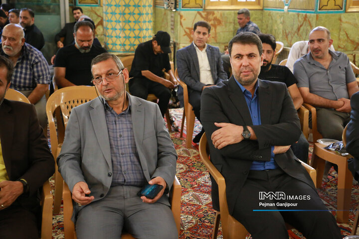 مراسم یادبود شهدای خانواده سازمان حمل‌ونقل بار شهرداری اصفهان