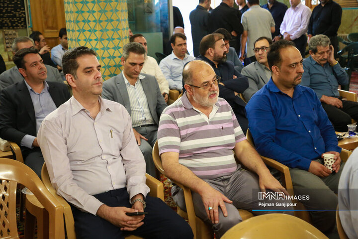 مراسم یادبود شهدای خانواده سازمان حمل‌ونقل بار شهرداری اصفهان