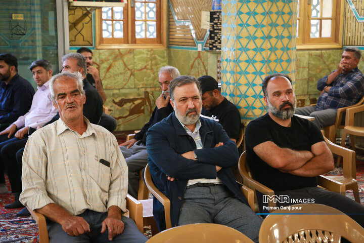 مراسم یادبود شهدای خانواده سازمان حمل‌ونقل بار شهرداری اصفهان