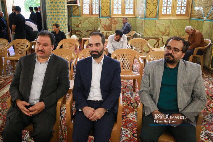 مراسم یادبود شهدای خانواده سازمان حمل‌ونقل بار شهرداری اصفهان