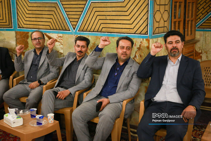 مراسم یادبود شهدای خانواده سازمان حمل‌ونقل بار شهرداری اصفهان