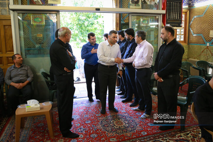 مراسم یادبود شهدای خانواده سازمان حمل‌ونقل بار شهرداری اصفهان