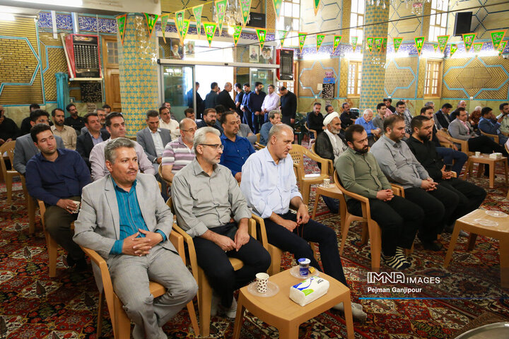 مراسم یادبود شهدای خانواده سازمان حمل‌ونقل بار شهرداری اصفهان