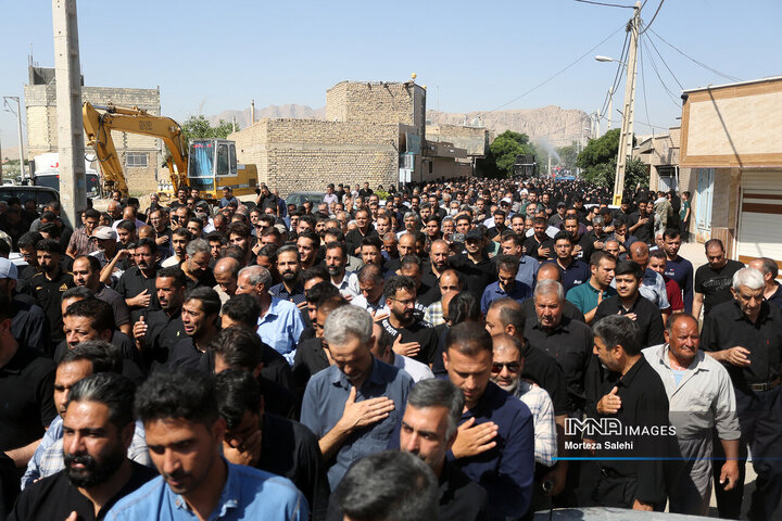مراسم تشییع شهید «علیرضا اسماعیلی» در پیربکران اصفهان