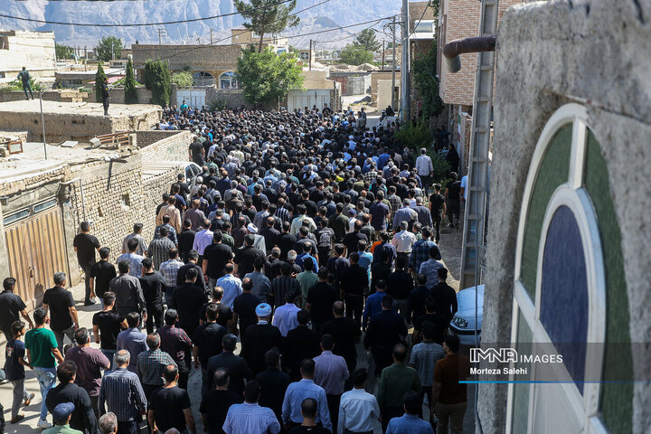 مراسم تشییع شهید «علیرضا اسماعیلی» در پیربکران اصفهان