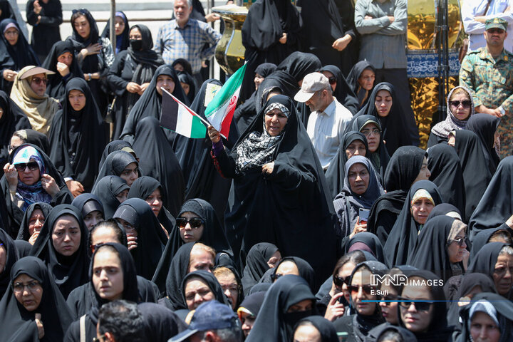 تشییع پیکر مطهر شهید «حسن آقایی» در اراک