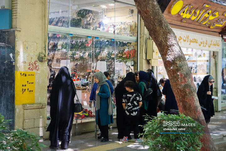 جریان عادی زندگی در اصفهان