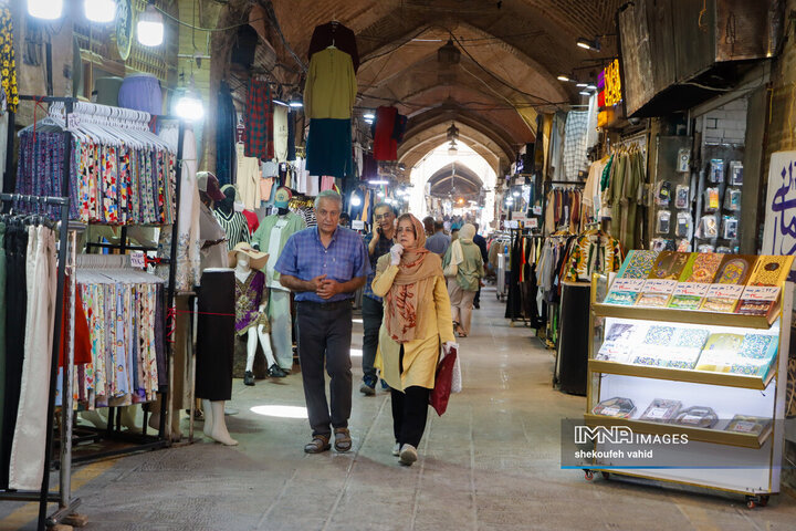 جریان عادی زندگی در اصفهان