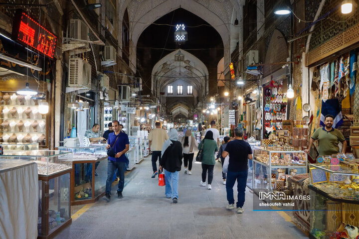 جریان عادی زندگی در اصفهان