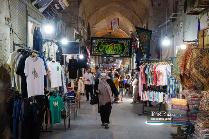 جریان عادی زندگی در اصفهان