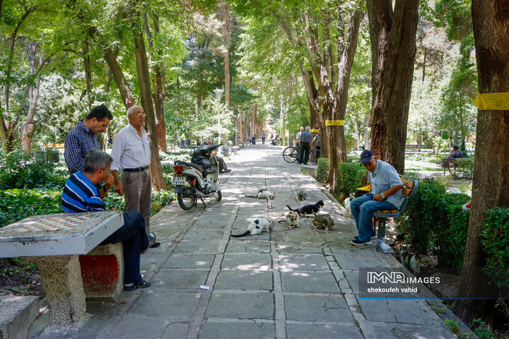 جریان عادی زندگی در اصفهان