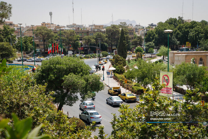 جریان عادی زندگی در اصفهان