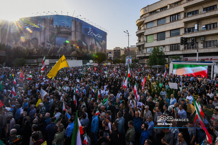 تجمع ضد آمریکایی و ضد صهیونیستی تهران