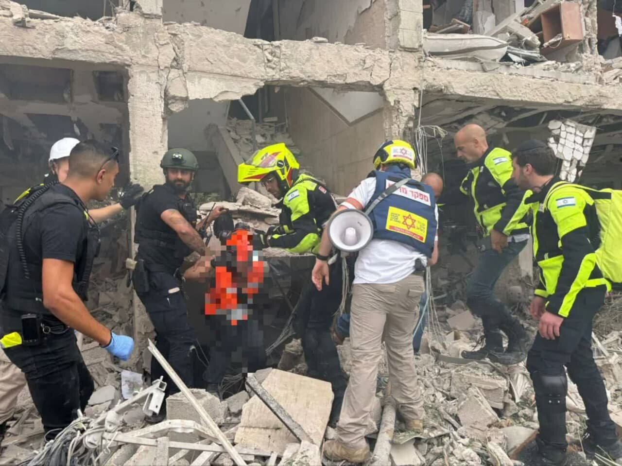 حجم ویرانیهای حمله موشکی ایران به اسرائیل