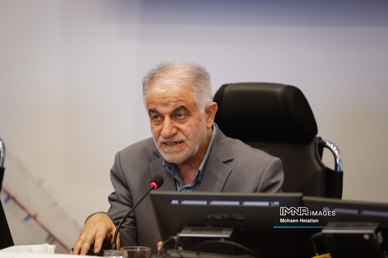 آدرسهای اصفهان به شهرهای ایران: شهر را به پاها بازگردانید!