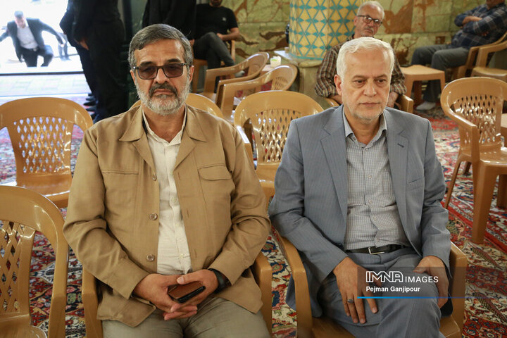 مراسم یادبود شهدای خانواده سازمان حمل‌ونقل بار شهرداری اصفهان