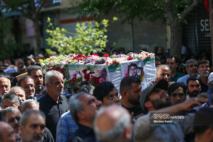 تشییع شهدای تجاوز رژیم صهیونیستی به کشور در نجف‌آباد