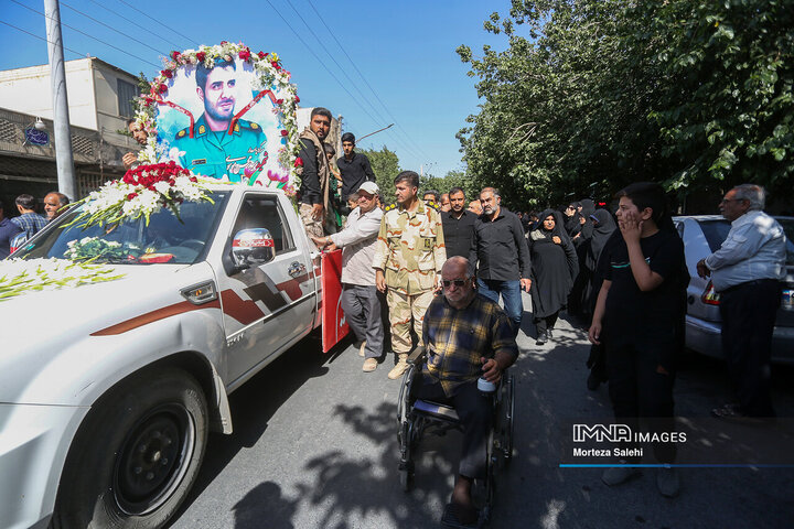 تشییع شهدای تجاوز رژیم صهیونیستی به کشور در نجف‌آباد