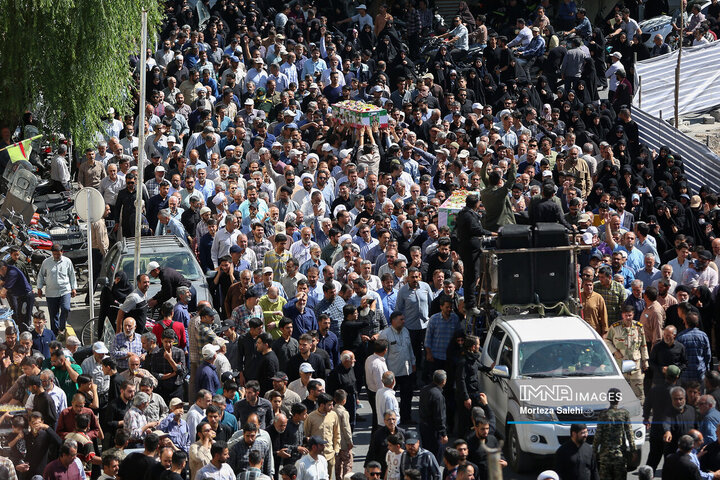 تشییع شهدای تجاوز رژیم صهیونیستی به کشور در نجف‌آباد