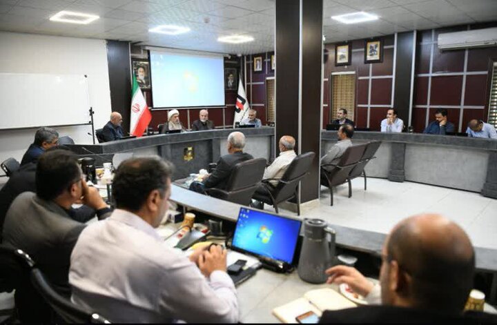 شهرداری شیراز در خط مقدم جنگ ترکیبی است