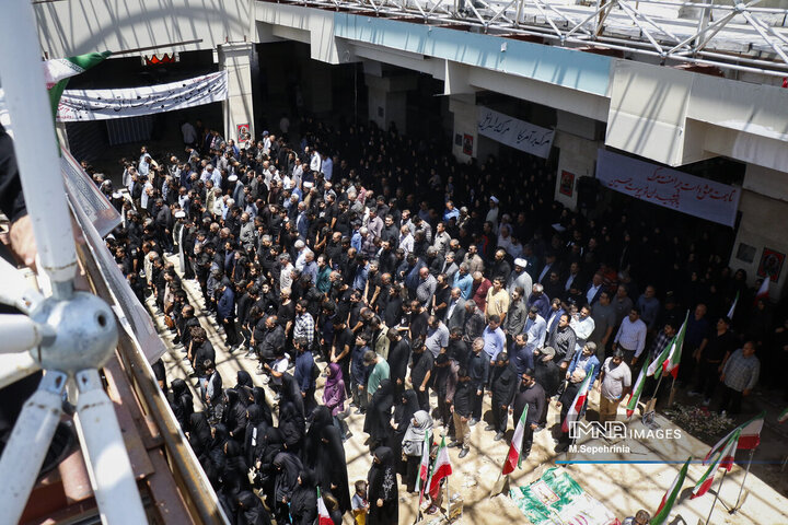 تشييع پیکر دو کودک شهید در تبریز