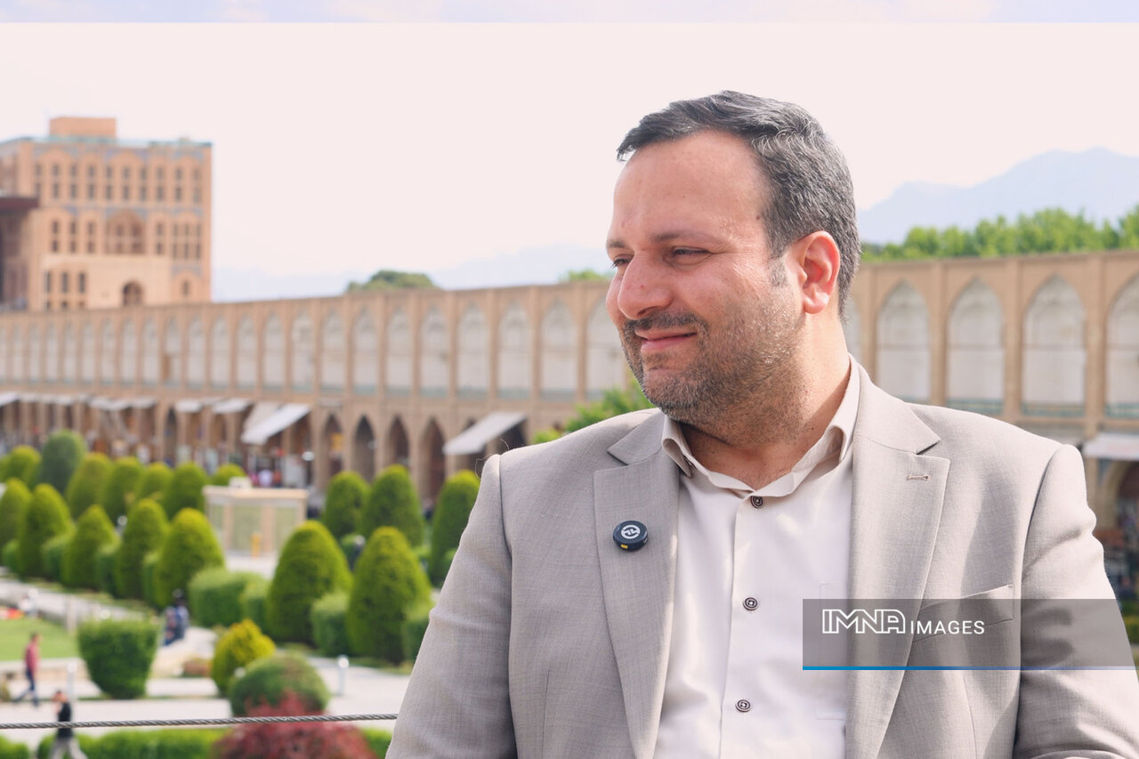 توسعه اقتصادی اصفهان بر مبنای گردشگری است/ افتتاح ۲ هتل پنج ستاره در نصفجهان؛ بهزودی