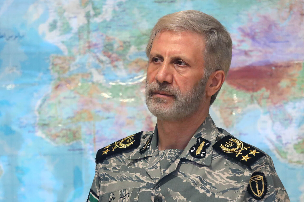 از تصمیمات مهم اقتصادی در مجلس تا آمادگی نیروهای مسلح برای مقابله با دشمن