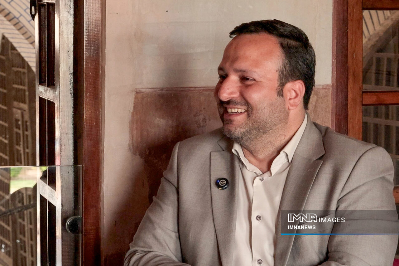 سختترین روز کاری من تصمیم استاندار برای استعفا بود/ اگر بازار تب کند، شهر مریض میشود