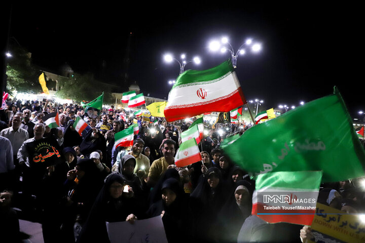 خروش مردم همدان در حمایت از عملیات «وعده صادق ۳» و پاسخ قاطع ایران به آمریکا