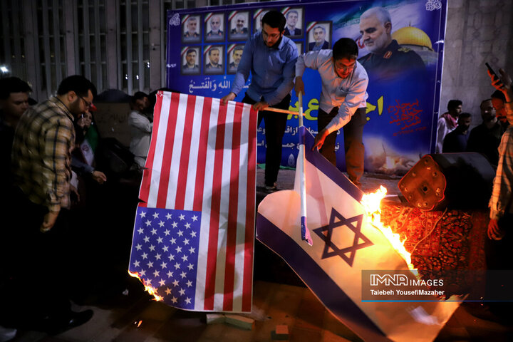 خروش مردم همدان در حمایت از عملیات «وعده صادق ۳» و پاسخ قاطع ایران به آمریکا