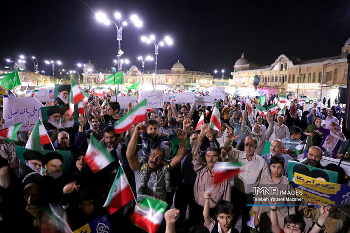 خروش مردم همدان در حمایت از عملیات «وعده صادق ۳» و پاسخ قاطع ایران به آمریکا