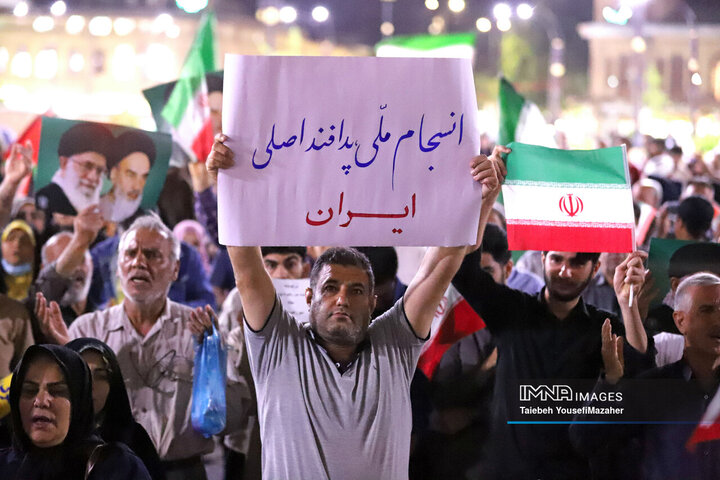 خروش مردم همدان در حمایت از عملیات «وعده صادق ۳» و پاسخ قاطع ایران به آمریکا