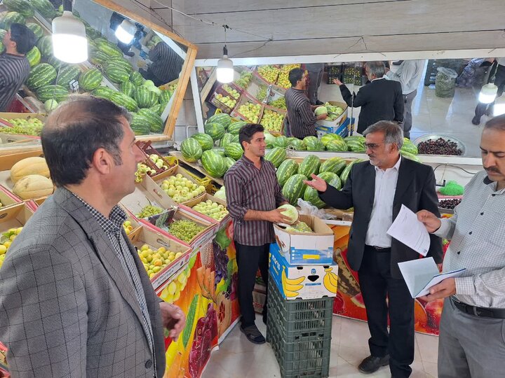 تمام کالاهای اساسی به میزان کافی در ایلام موجود است