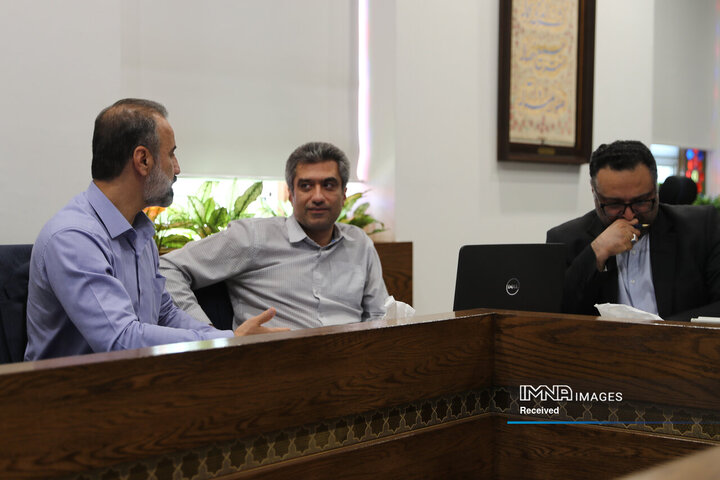 ملاقات مردمی شهردار اصفهان