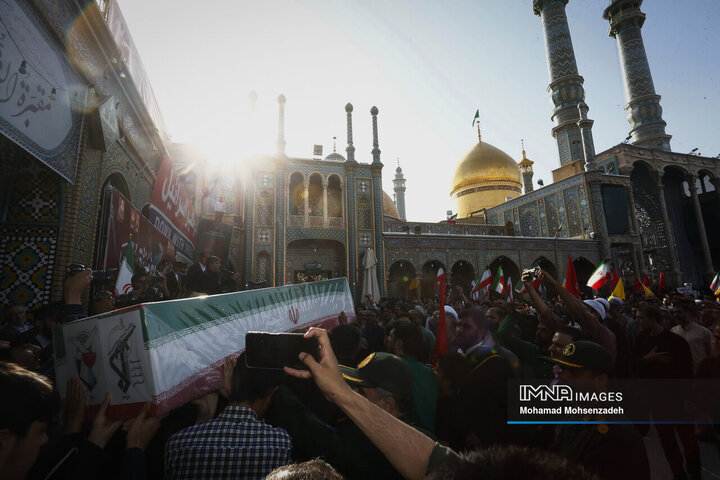 تشییع 8 شهید تجاوز رژیم صهیونیستی به کشور در قم