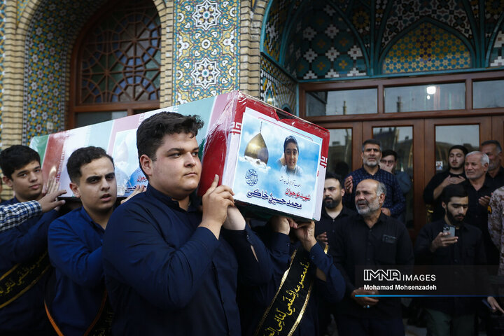 تشییع 8 شهید تجاوز رژیم صهیونیستی به کشور در قم