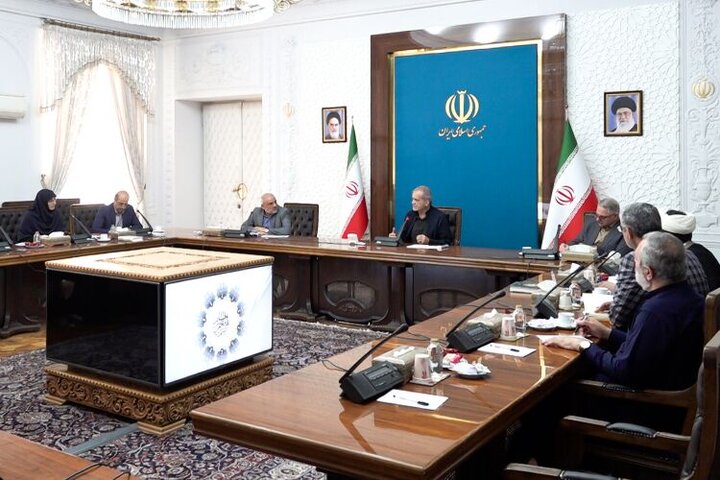 تاکید رئیس‌جمهور بر نقش بی‌بدیل مردم در ساخت آینده نظام تعلیم و تربیت