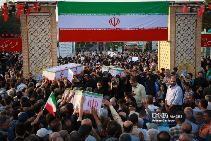 شهدای اقدامات تروریستی اخیر دوشنبه در اصفهان تشییع میشوند