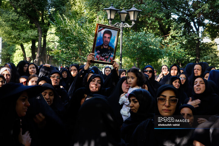 وداع قهرمانانه با سردار شهید مهدی ربانی و شهدای تجاوز رژیم صهیونیستی در اصفهان - 2