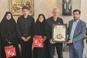 دیدار با خانواده‌های شهدا رسالتی فرهنگی و انسانی است