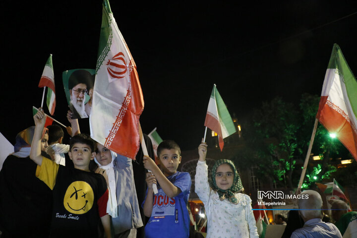 تجمع مردم تبریز در حمایت از پاسخ قاطع ایران به تجاوز امریکا