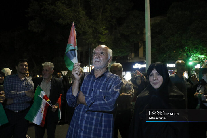تجمع مردم تبریز در حمایت از پاسخ قاطع ایران به تجاوز امریکا