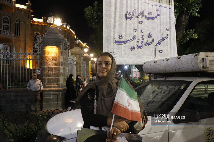 تجمع مردم تبریز در حمایت از پاسخ قاطع ایران به تجاوز امریکا