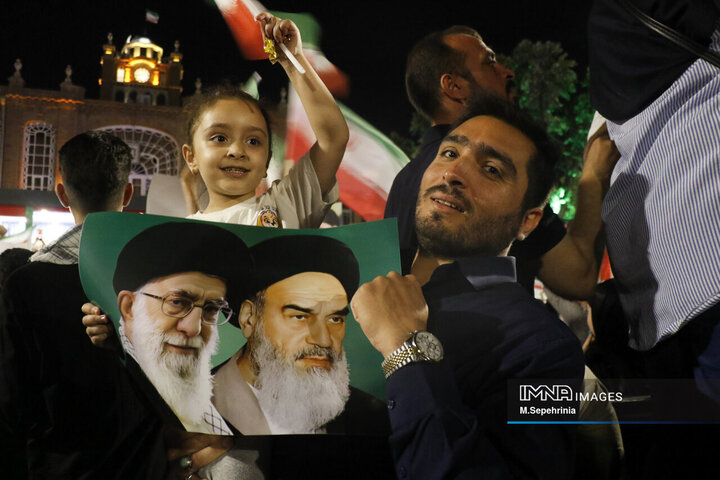 تجمع مردم تبریز در حمایت از پاسخ قاطع ایران به تجاوز امریکا