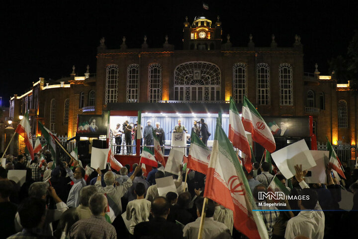 تجمع مردم تبریز در حمایت از پاسخ قاطع ایران به تجاوز امریکا