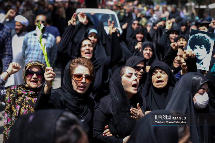 مراسم تشییع پیکر شهدای حملات رژیم صهیونیستی در همدان