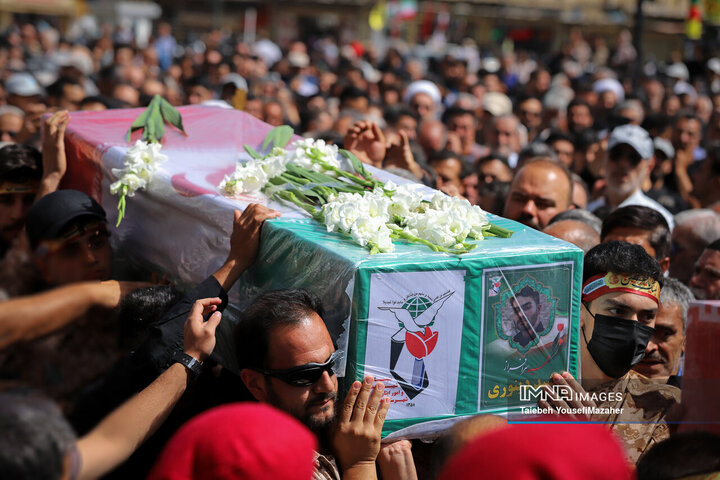 مراسم تشییع پیکر شهدای حملات رژیم صهیونیستی در همدان