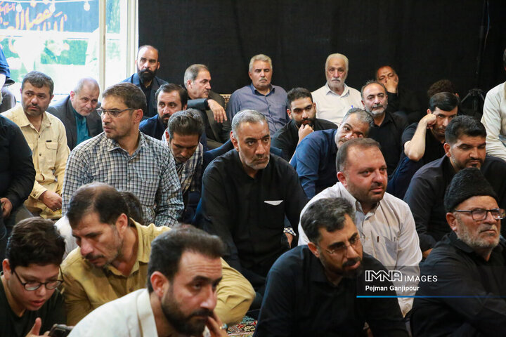 مراسم بزرگداشت 6 مداح شهید تجاوز رژیم منحوس صهیونیستی در اصفهان